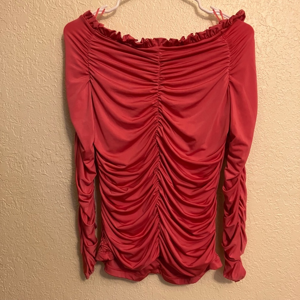 NWOT - Express Body Contour Compression Off The Shoulder Ruched Tee Pink - Large - Picture 2 of 8